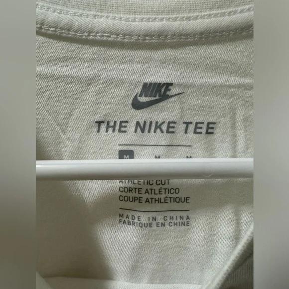 NIKE THE NIKE TEE - Picture 3 of 6